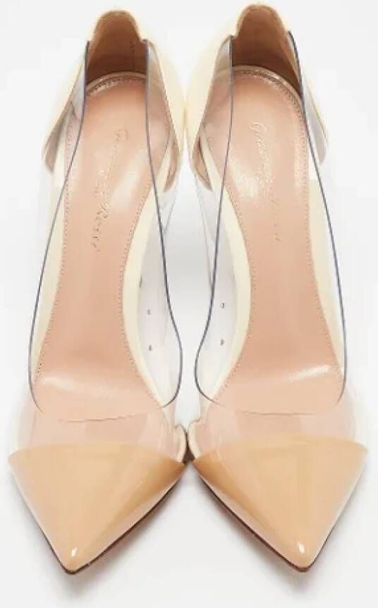 Gianvito Rossi Pre-owned Leather heels Beige Dames