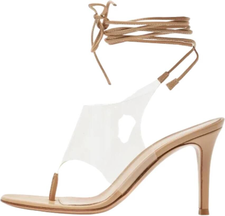 Gianvito Rossi Pre-owned Leather sandals Beige Dames