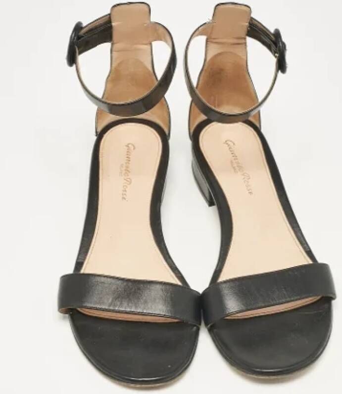 Gianvito Rossi Pre-owned Leather sandals Black Dames