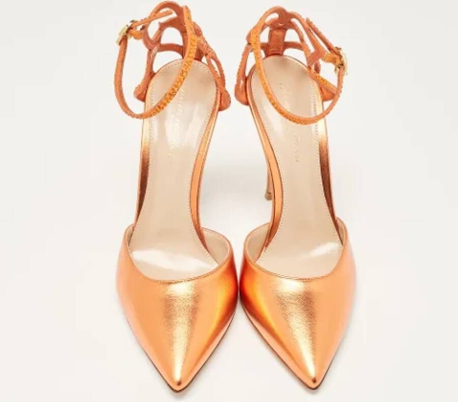 Gianvito Rossi Pre-owned Leather sandals Orange Dames