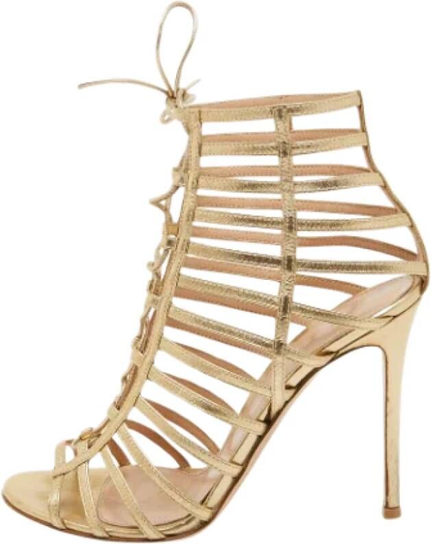 Gianvito Rossi Pre-owned Leather sandals Yellow Dames