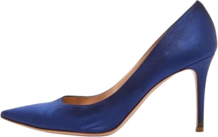 Gianvito Rossi Pre-owned Satin heels Blue Dames