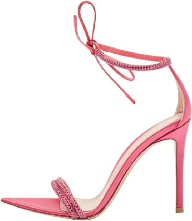 Gianvito Rossi Pre-owned Satin sandals Pink Dames