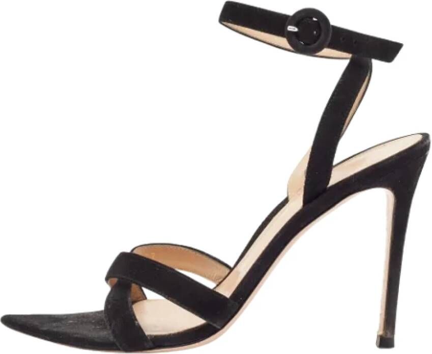 Gianvito Rossi Pre-owned Suede sandals Black Dames