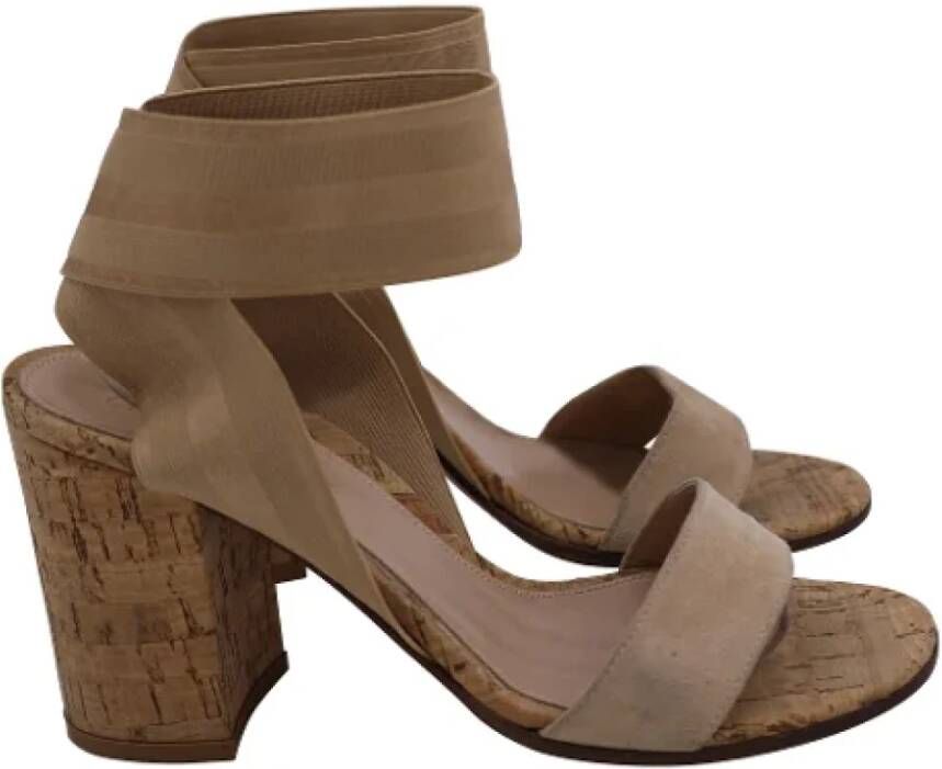 Gianvito Rossi Pre-owned Suede sandals Brown Dames