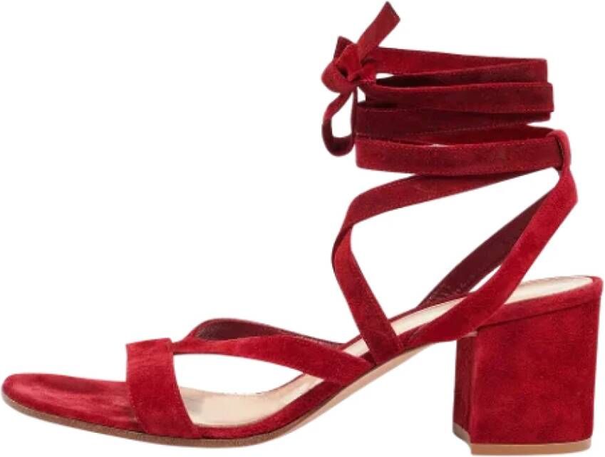 Gianvito Rossi Pre-owned Suede sandals Red Dames