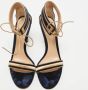 Gianvito Rossi Pre-owned Velvet sandals Beige Dames - Thumbnail 1