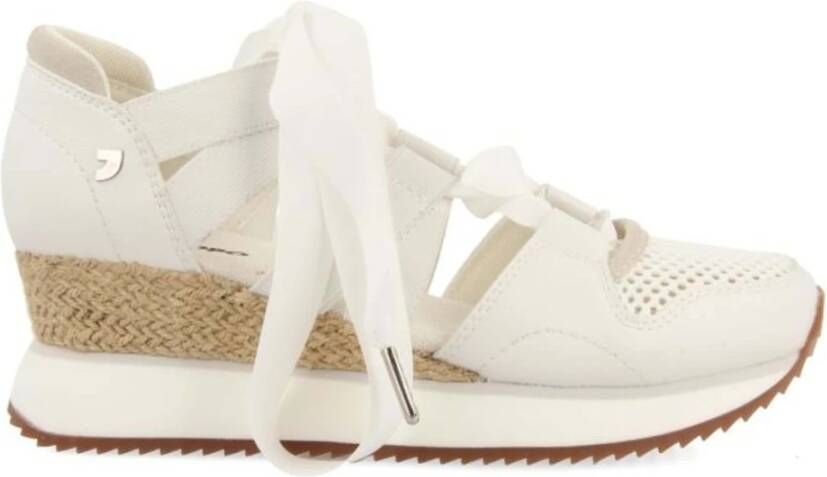 Gioseppo Muir Platform Sandals White Dames