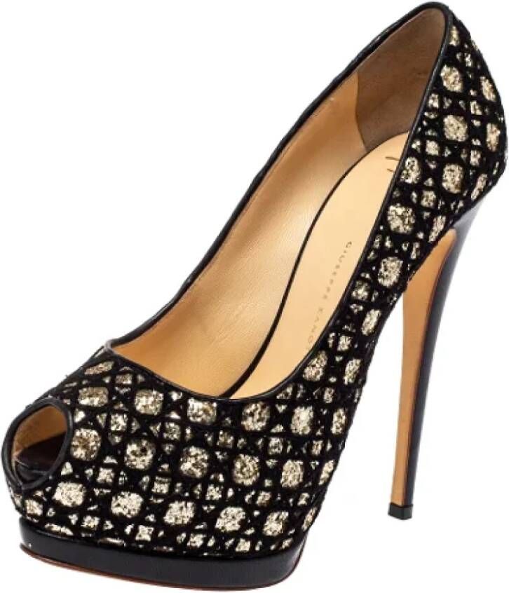 Giuseppe Zanotti Pre-owned Fabric heels Black Dames