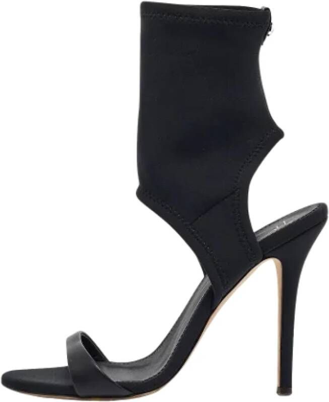 Giuseppe Zanotti Pre-owned Fabric heels Black Dames