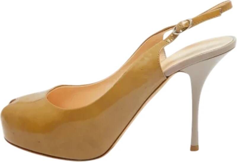 Giuseppe Zanotti Pre-owned Leather heels Beige Dames