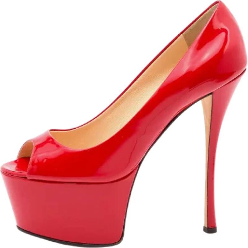 Giuseppe Zanotti Pre-owned Leather heels Red Dames