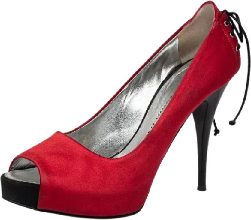 Giuseppe Zanotti Pre-owned Satin heels Red Dames