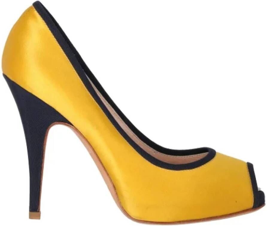 Giuseppe Zanotti Pre-owned Satin heels Yellow Dames