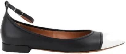 Givenchy Pre-owned Leather flats Black Dames