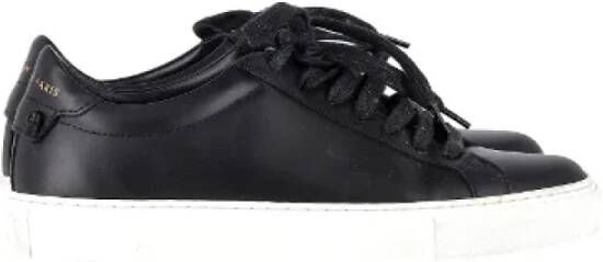 Givenchy Pre-owned Leather sneakers Black Dames