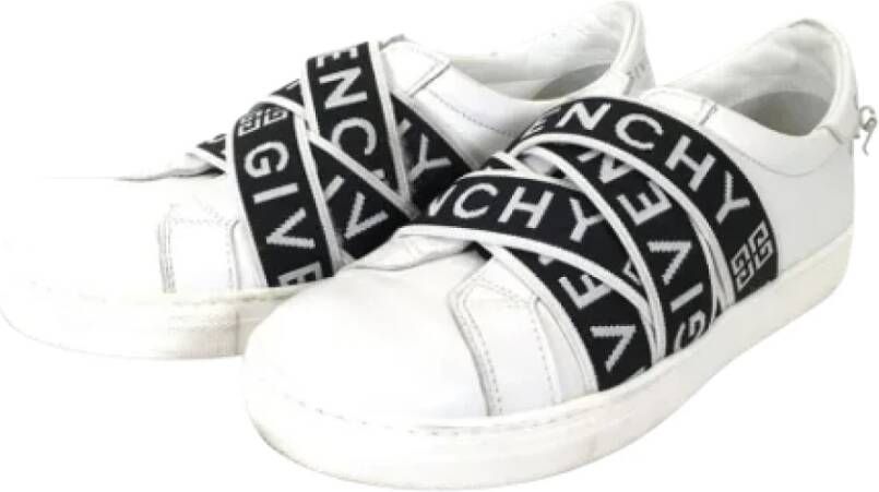 Givenchy Pre-owned Leather sneakers Black Dames