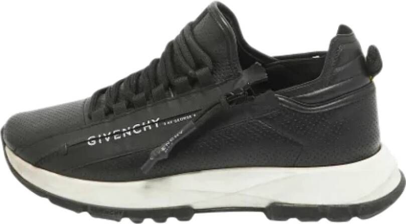 Givenchy Pre-owned Leather sneakers Black Heren