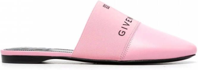 Givenchy Slippers Signature Logo Flat Mules Leather in roze