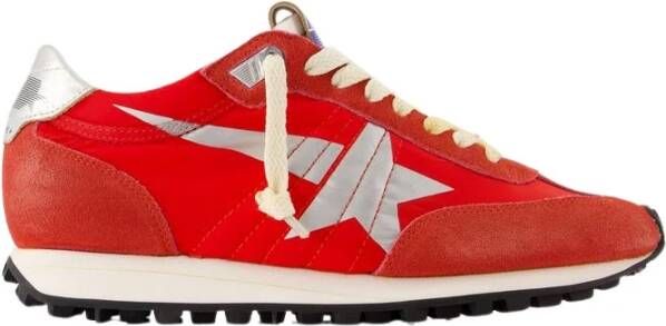 Golden Goose Rode Marathon Hardloopschoenen met Zilveren Ster Red Dames