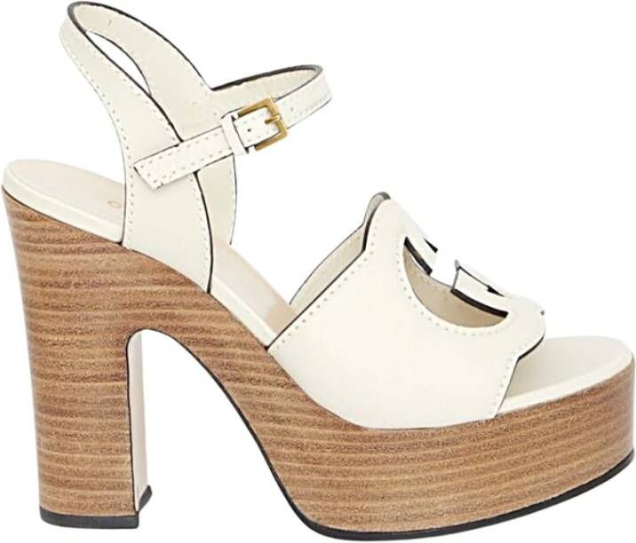 Gucci Stijlvolle Sandalen voor Zomeroutfits White Dames