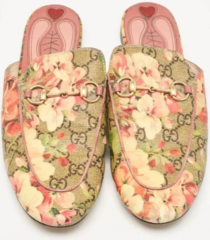 Gucci Vintage Pre-owned Coated canvas flats Beige Dames