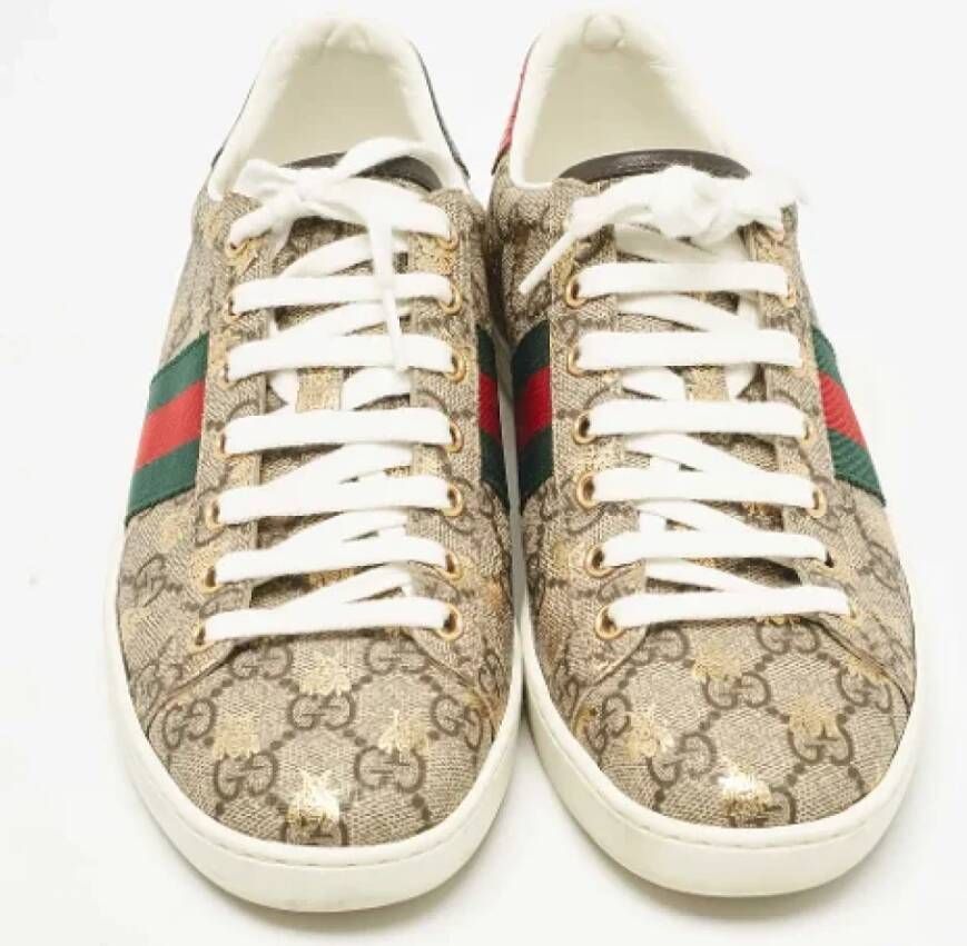 Gucci Vintage Pre-owned Coated canvas sneakers Beige Dames