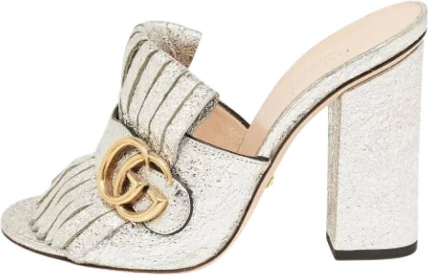 Gucci Vintage Pre-owned Leather sandals Gray Dames