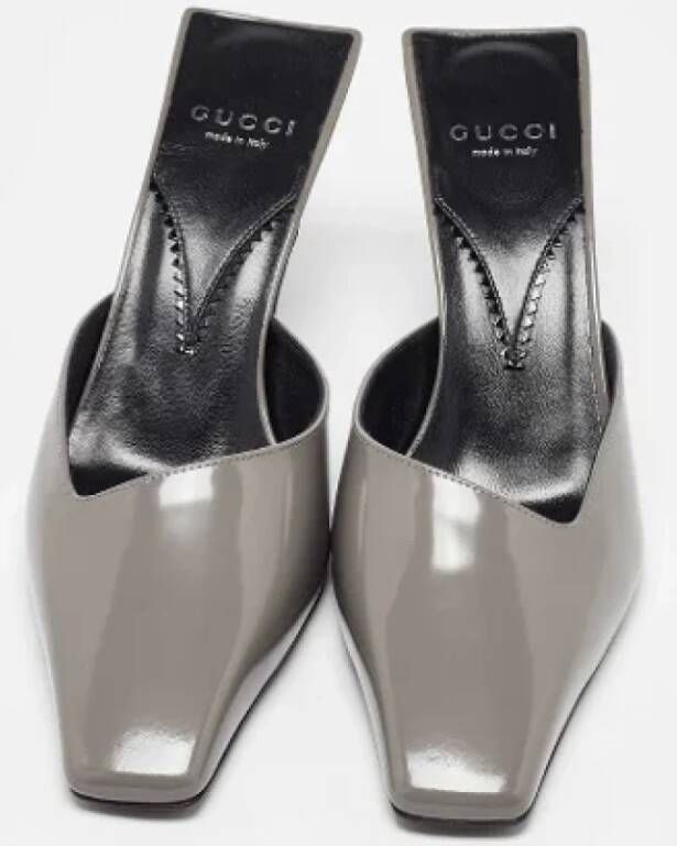 Gucci Vintage Pre-owned Leather sandals Gray Dames