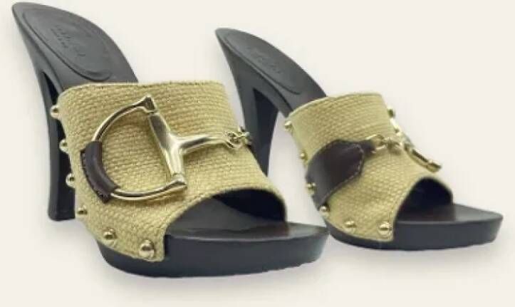 Gucci Vintage Tweedehands sandalen van gouden stof Yellow Dames