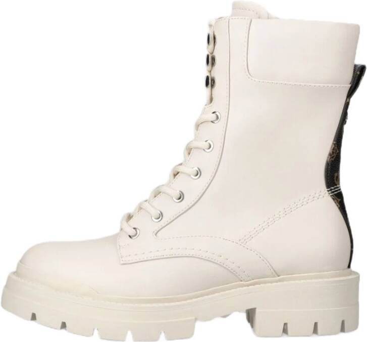 Guess Trendy Veterschoenen voor Dames Wit Dames