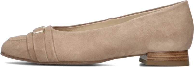 HASSIA Beige Suède Loafers met Metalen Embleem Beige Dames