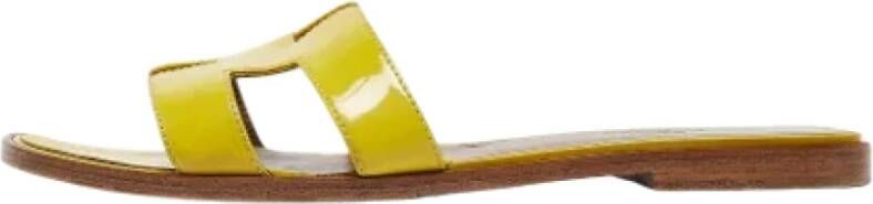 Hermès Vintage Pre-owned Leather sandals Yellow Dames