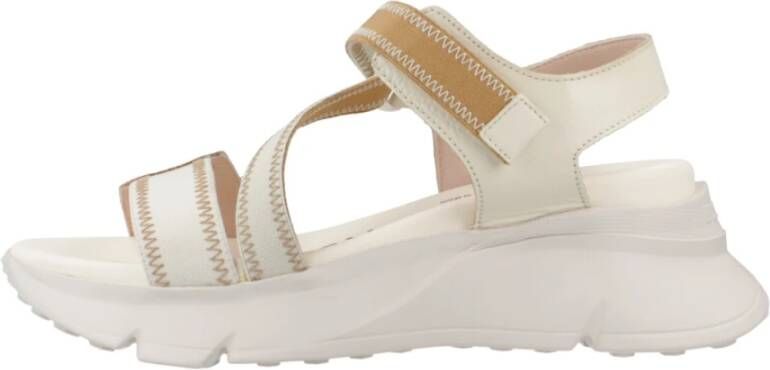 Hispanitas Stijlvolle Platte Sandalen voor de Zomer Beige Dames