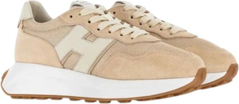 Hogan Patch Sneaker voor Stijlvolle Look Beige Dames