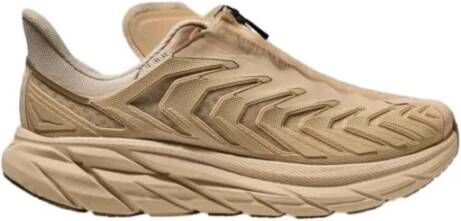 Hoka One Clifton hardloopschoenen in Ecru kleur Beige Dames