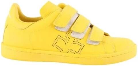 Isabel Marant Pre-owned Leather sneakers Yellow Dames