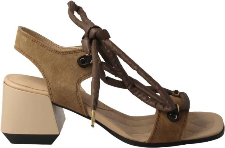 Janet & Janet Sandalen Miinto-734ADF74A557456EA94C Bruin Dames