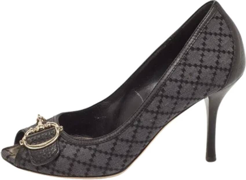 Jimmy Choo Pre-owned Canvas heels Black Dames