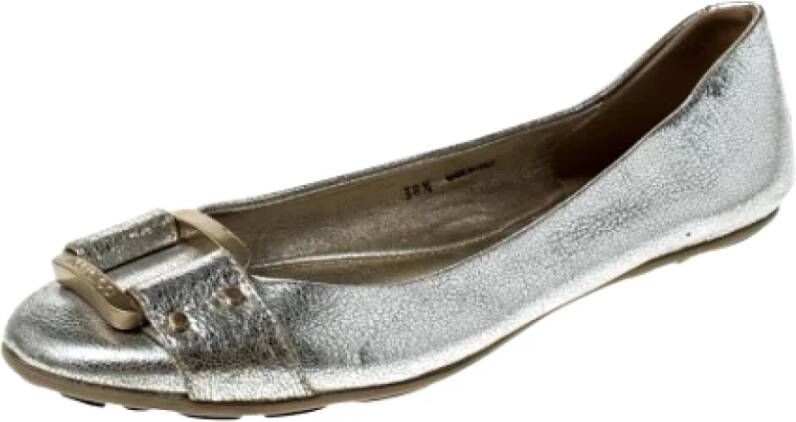 Jimmy Choo Pre-owned Leather flats Gray Dames