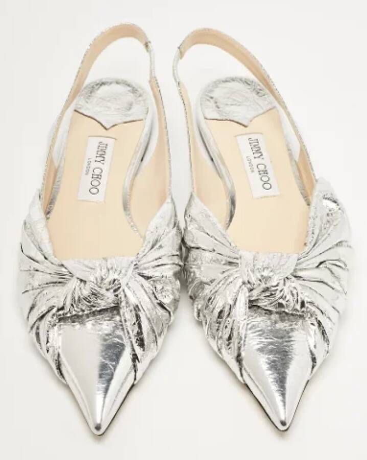 Jimmy Choo Pre-owned Leather flats Gray Dames