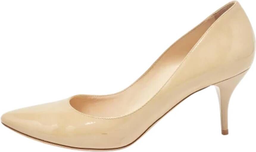 Jimmy Choo Pre-owned Leather heels Beige Dames