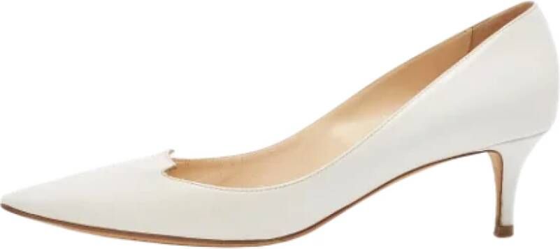 Jimmy Choo Pre-owned Leather heels White Dames