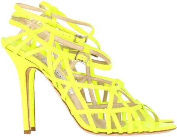 Jimmy Choo Pre-owned Leather heels Yellow Dames