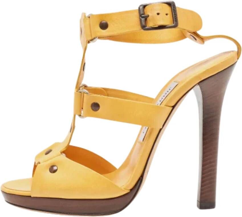 Jimmy Choo Pre-owned Leather sandals Yellow Dames