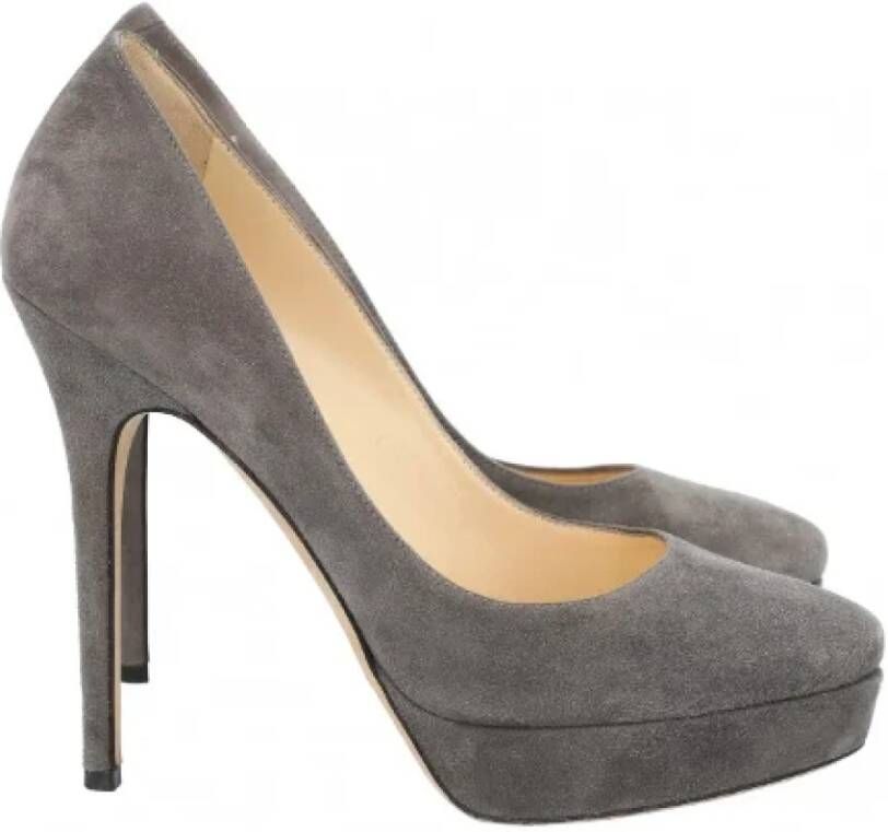 Jimmy Choo Pre-owned Suede heels Gray Dames