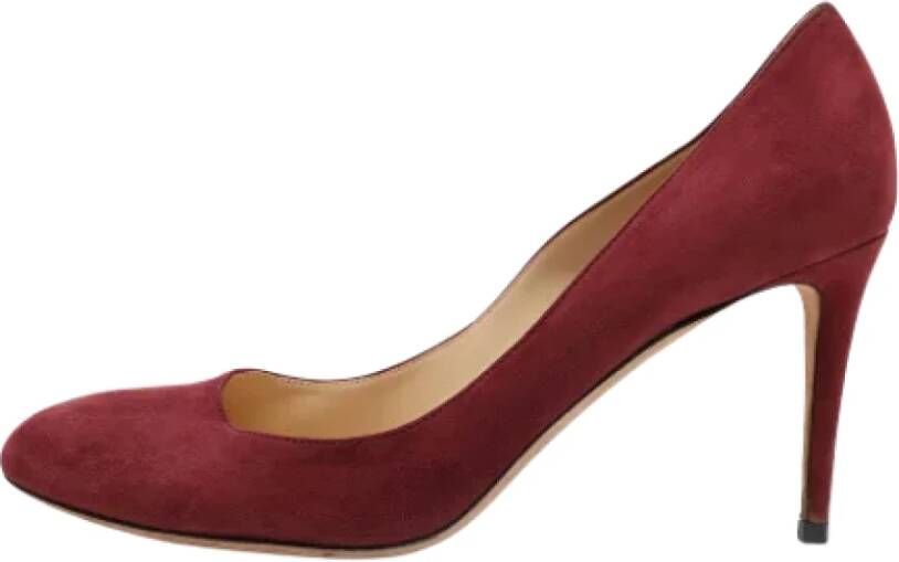 Jimmy Choo Pre-owned Suede heels Red Dames