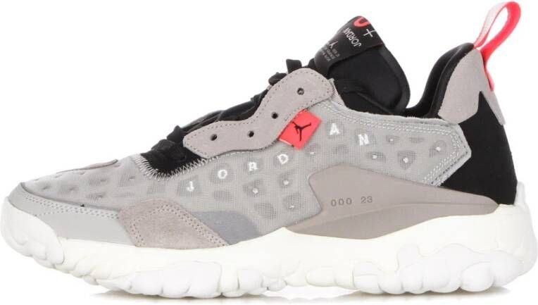 Jordan Lage Vetersneakers met Jumpman Logo Gray Heren