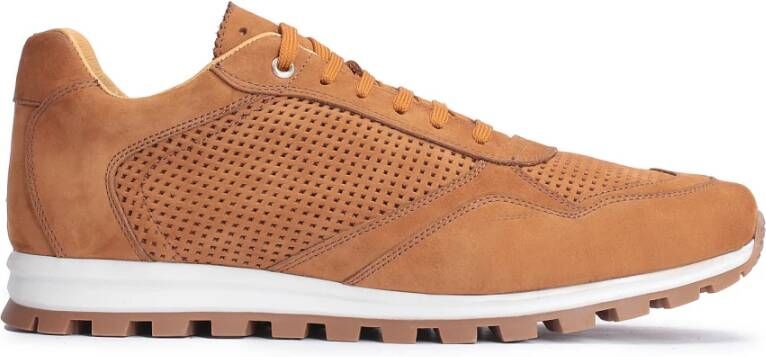 Kazar Bruine leren sneakers voor heren versierd met perforatie Brown Heren