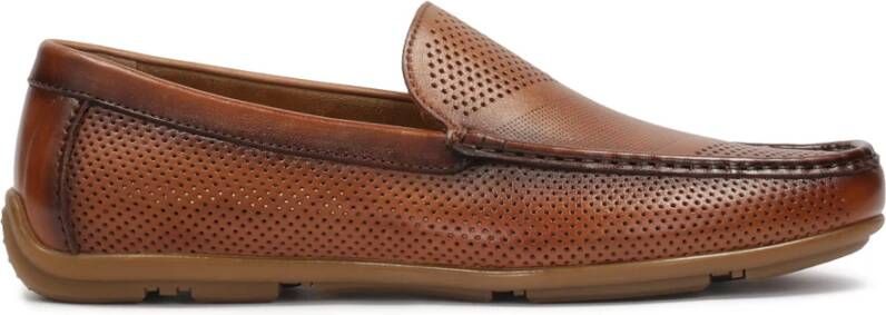 Kazar Luchtige leren mocassins met perforaties Brown Heren